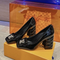 Louis Vuitton Heeled Shoes